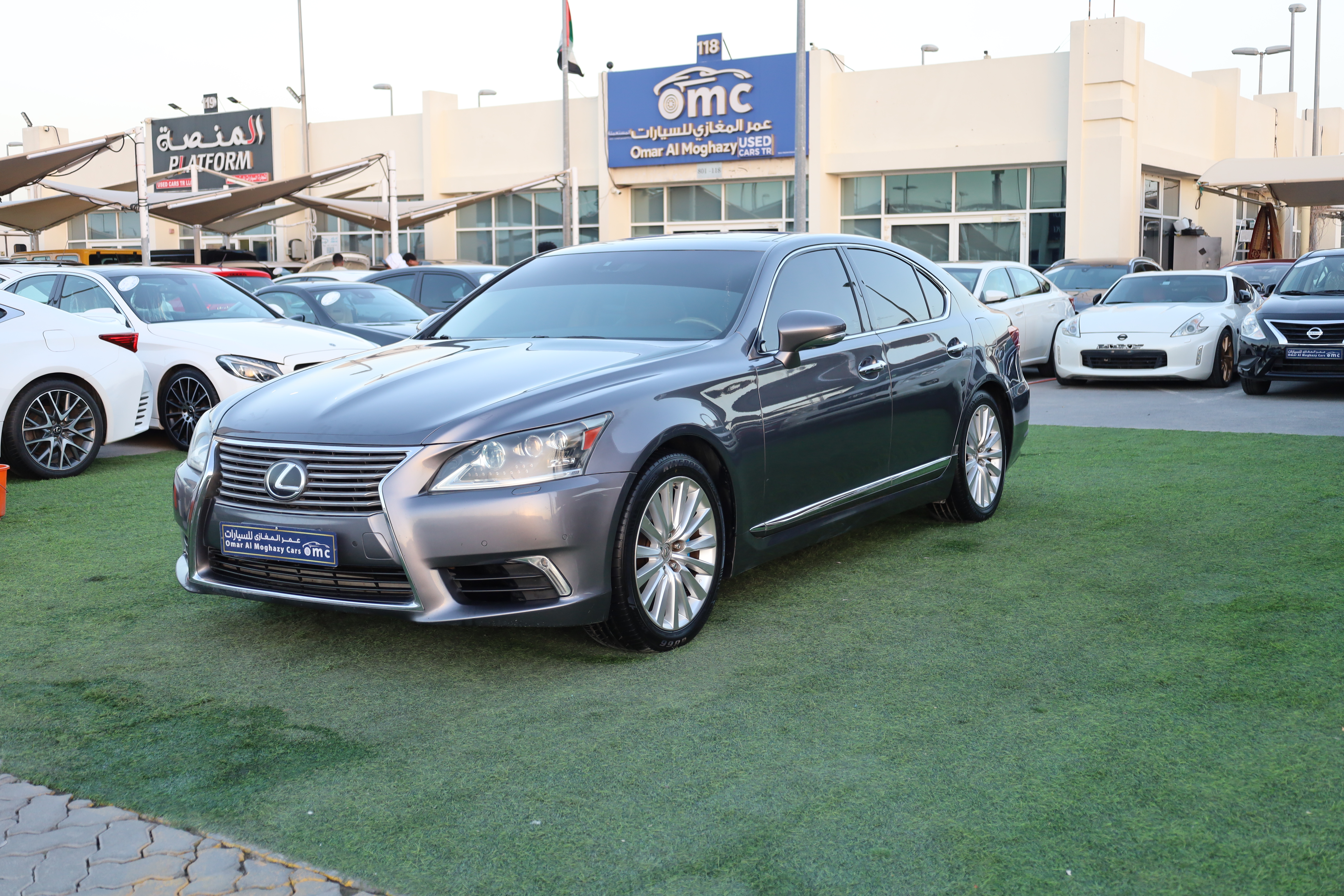 Lexus LS 460 4 door 4.6L SWB 2014